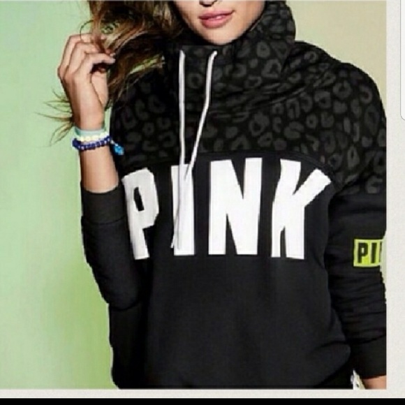 Rare π π vs pink cheetah cowl neck size small - Picture 2 of 8